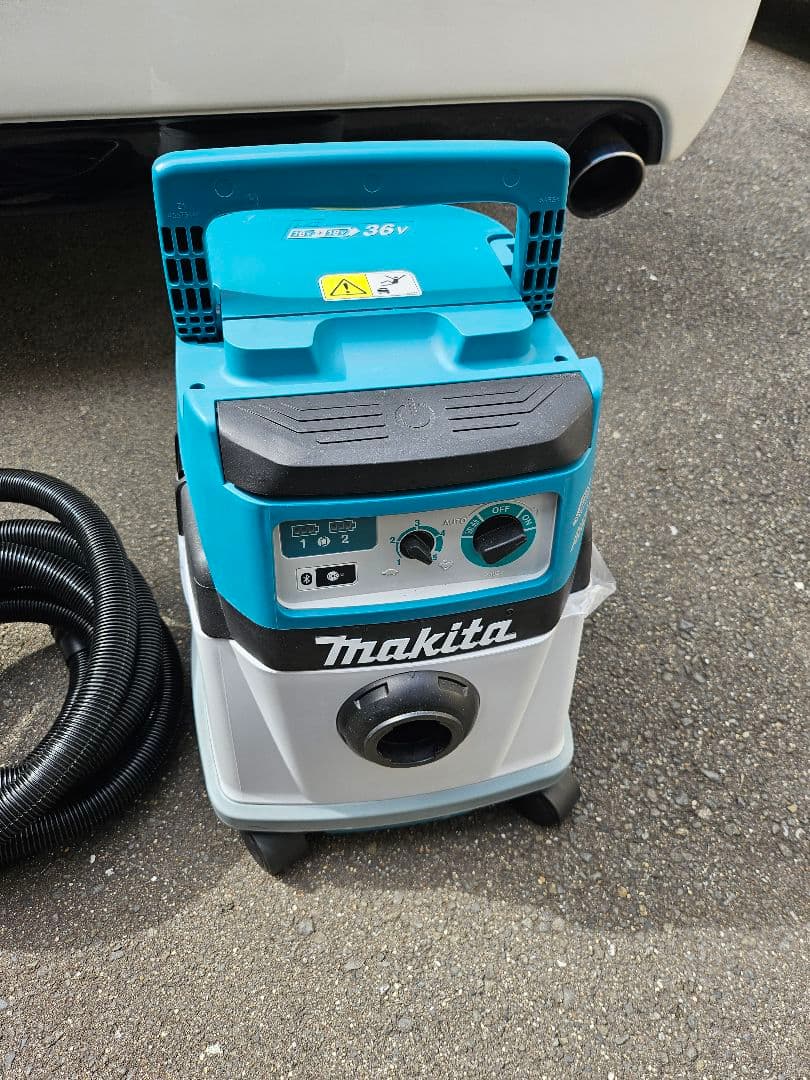 マキタ充電式集じん機VC157D