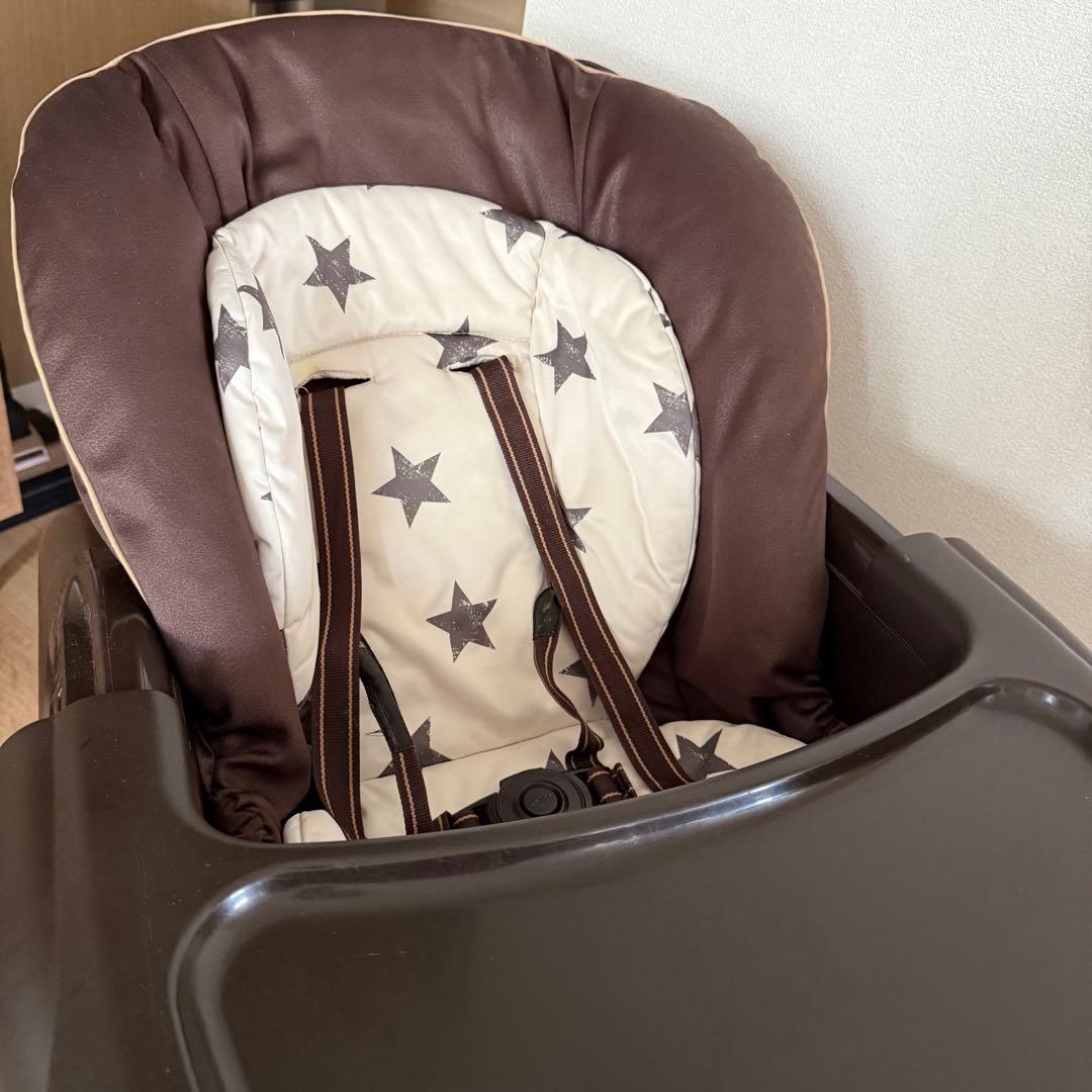 combiコンビ ネムリラ 4キャス AT オートスウィング ハイローチェア