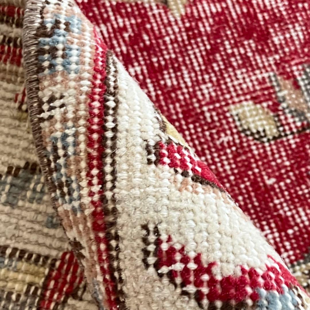 クラシカル柄✳︎114×210レッド　ブルーグレー　ローズ　トルコヴィンテージラグ