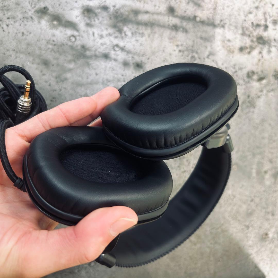 ほぼ新品　audio technica ATH-SX1a モニターヘッドホン