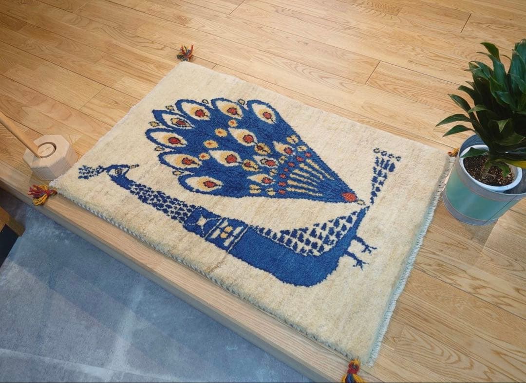 【夏のキャンペーン】ペルシャ　ギャッベ　玄関　90×60 アイボリー　孔雀