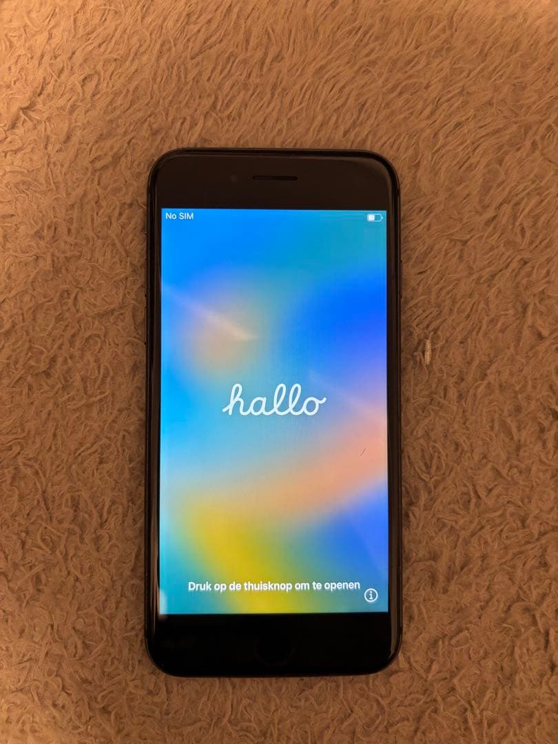 Apple iPhone 8ブラック 本体　ジャンク