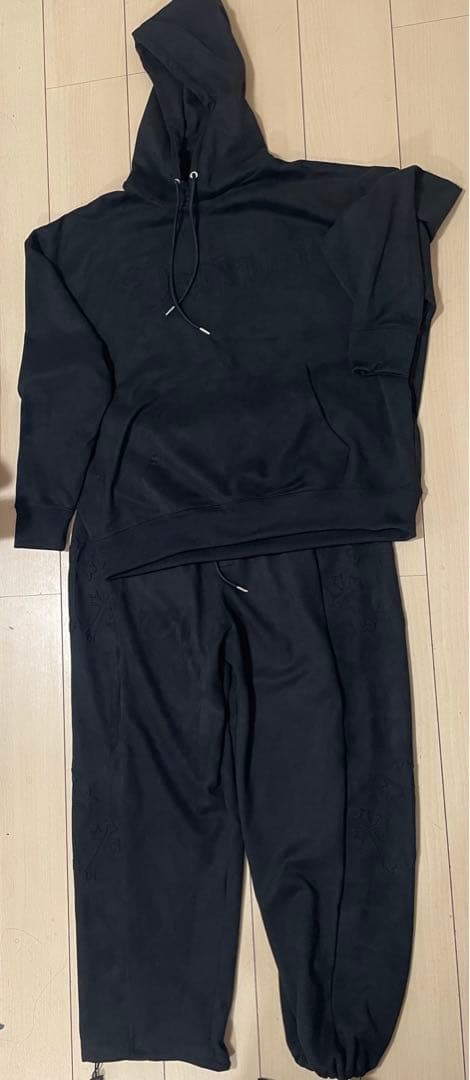 regievo カットスエード　クロスエンボス セットアップ