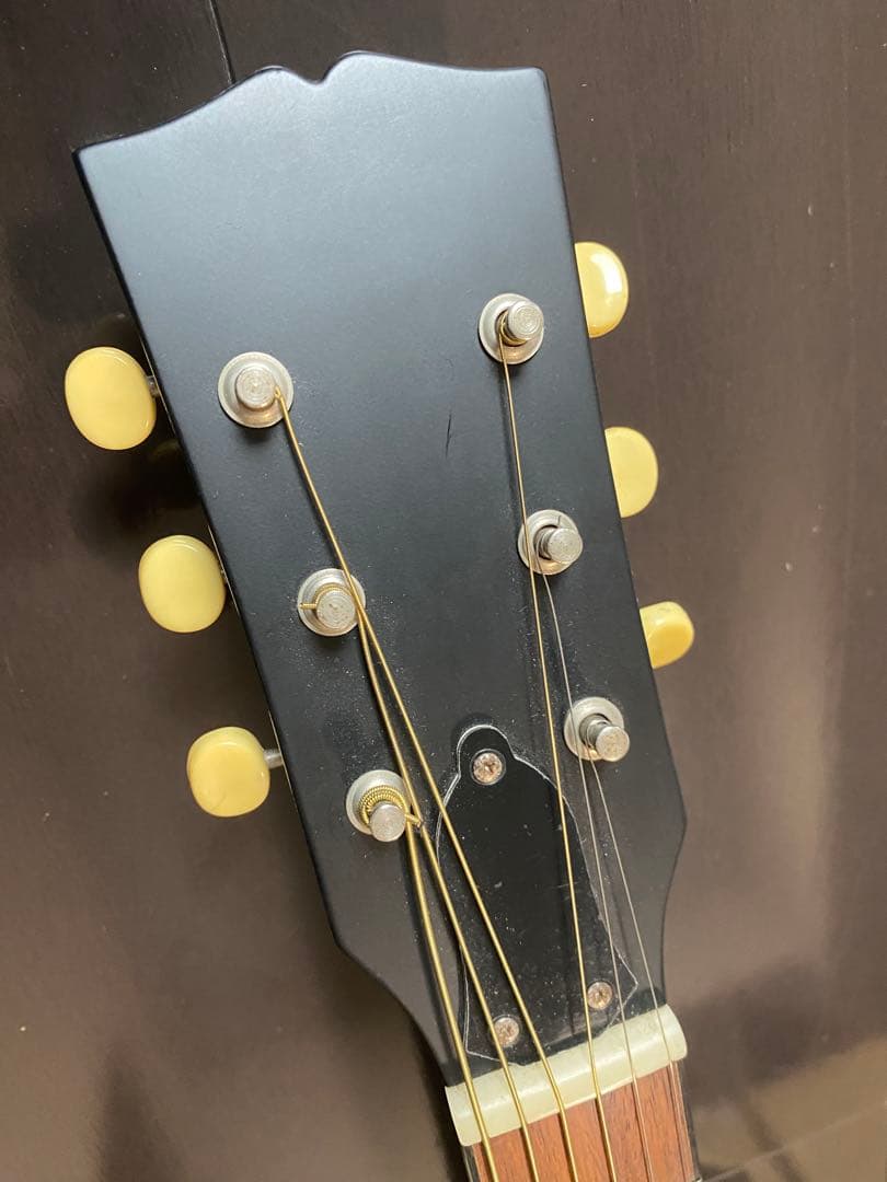 アコースティックギター　unkown