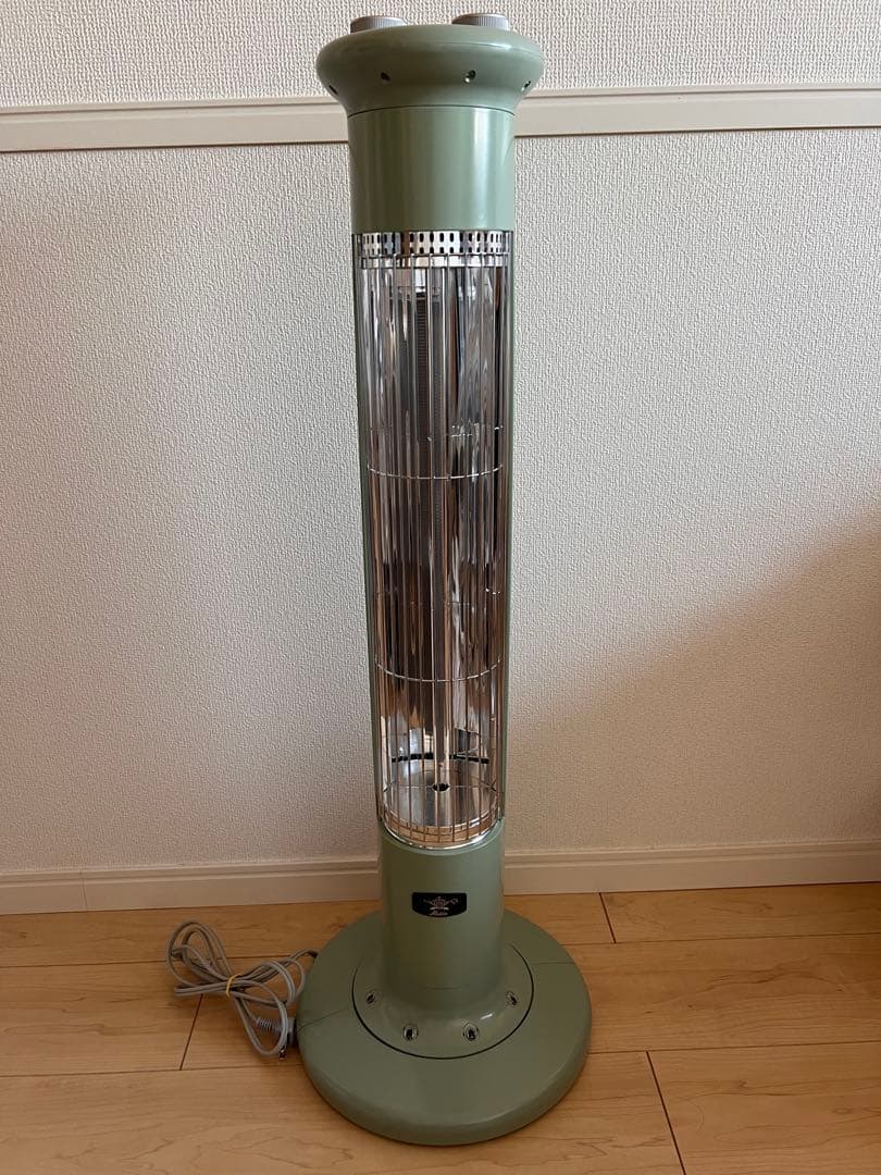 2023年製　アラジン 遠赤 グラファイトヒータ 新品