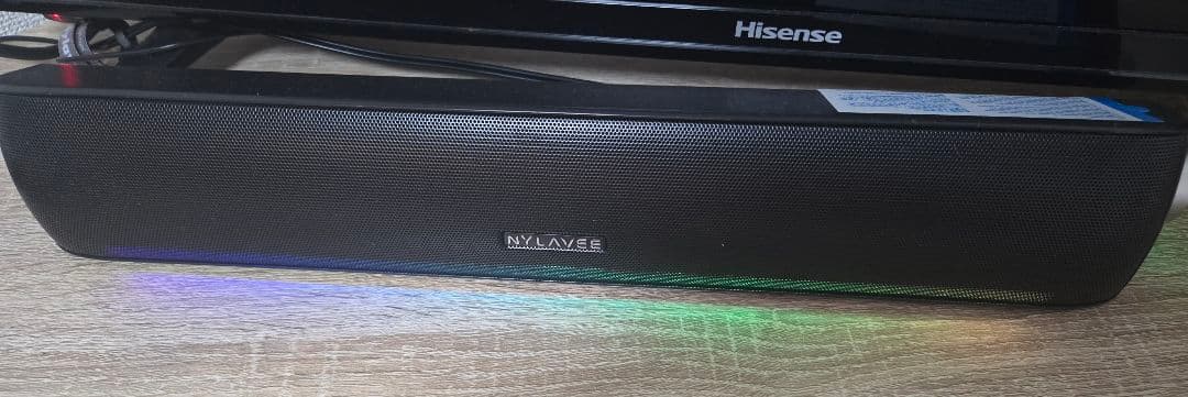 32型　テレビ　Hisense　スピーカー込み