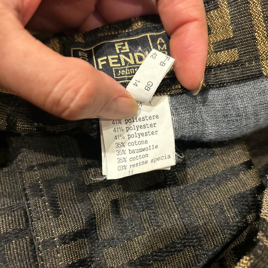 Fendi ロゴプリント ショートパンツ