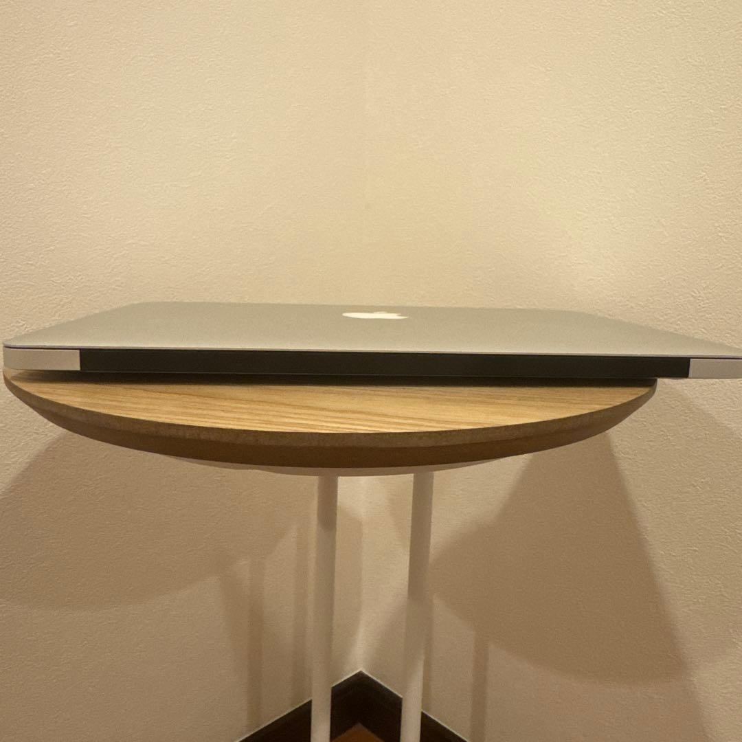 MacBook Air 2025 10月 emc2925