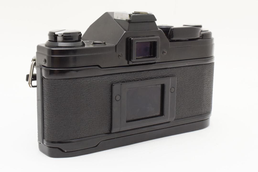 フィルムカメラ Canon AE-1 Black + New FD 50mm f1.8