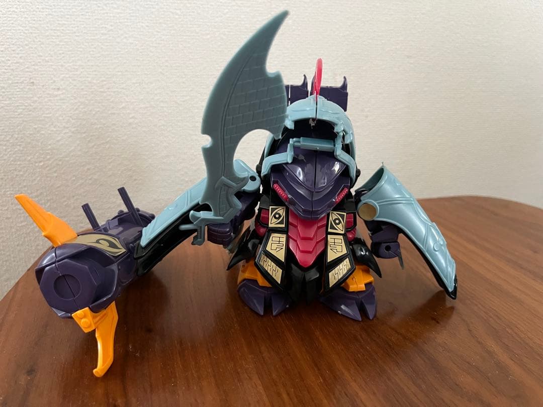 30年以上前　元祖SDガンダムワールド 剣付き