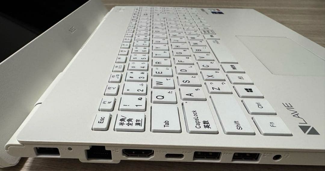 LAVIE PC-N1575CAW [パールホワイト]