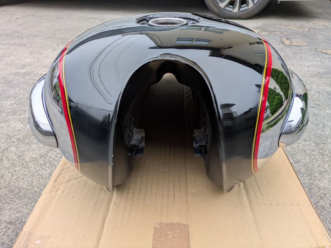 Kawasaki W650タンク クローム ブラック