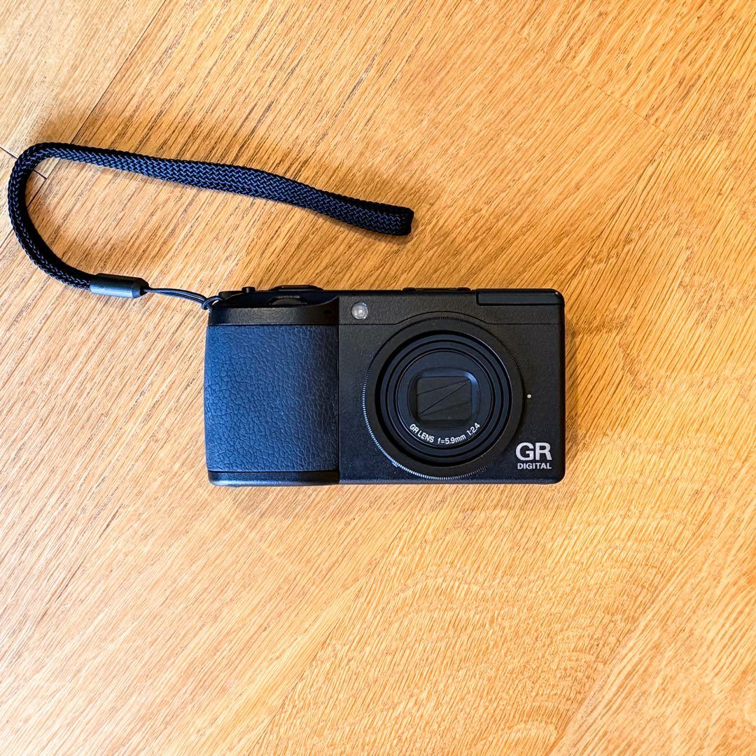 【極美品・975ショット】RICOH GR DIGITAL II デジタルカメラ