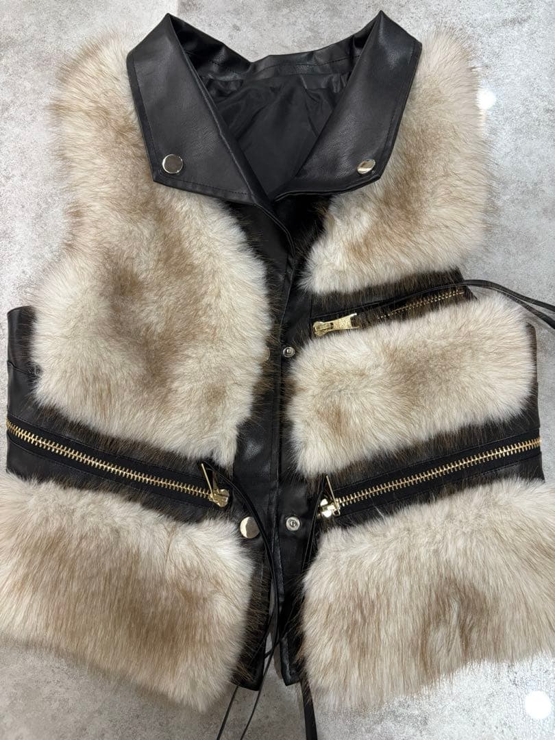 フェイクファーライダースベスト