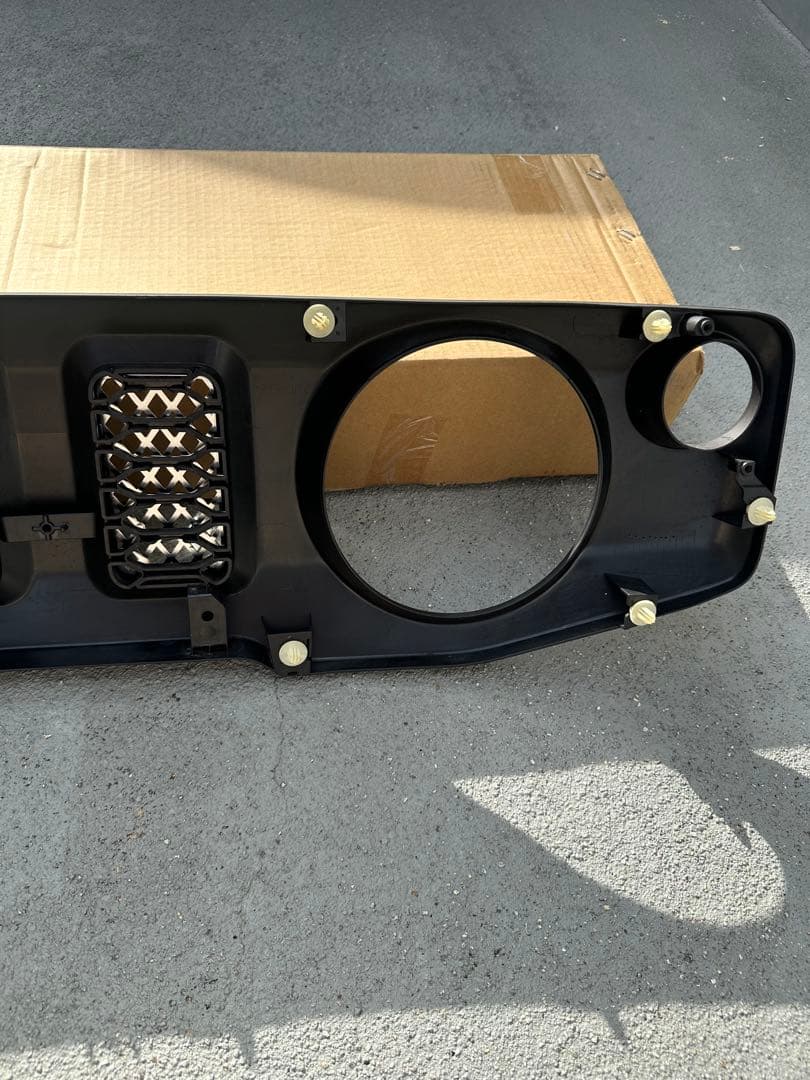 ジムニー JB64 JB74 用 フロントグリル スズキエンブレム付