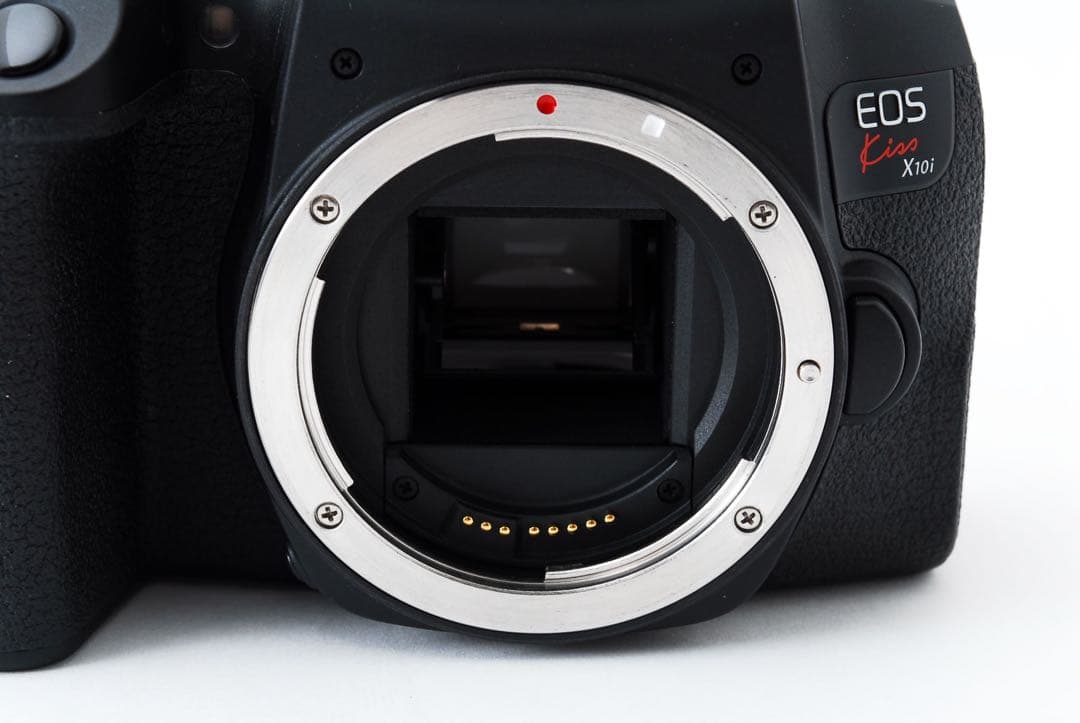 デジタル一眼レフカメラcanon kiss x10i標準&望遠ダブルレンズセット