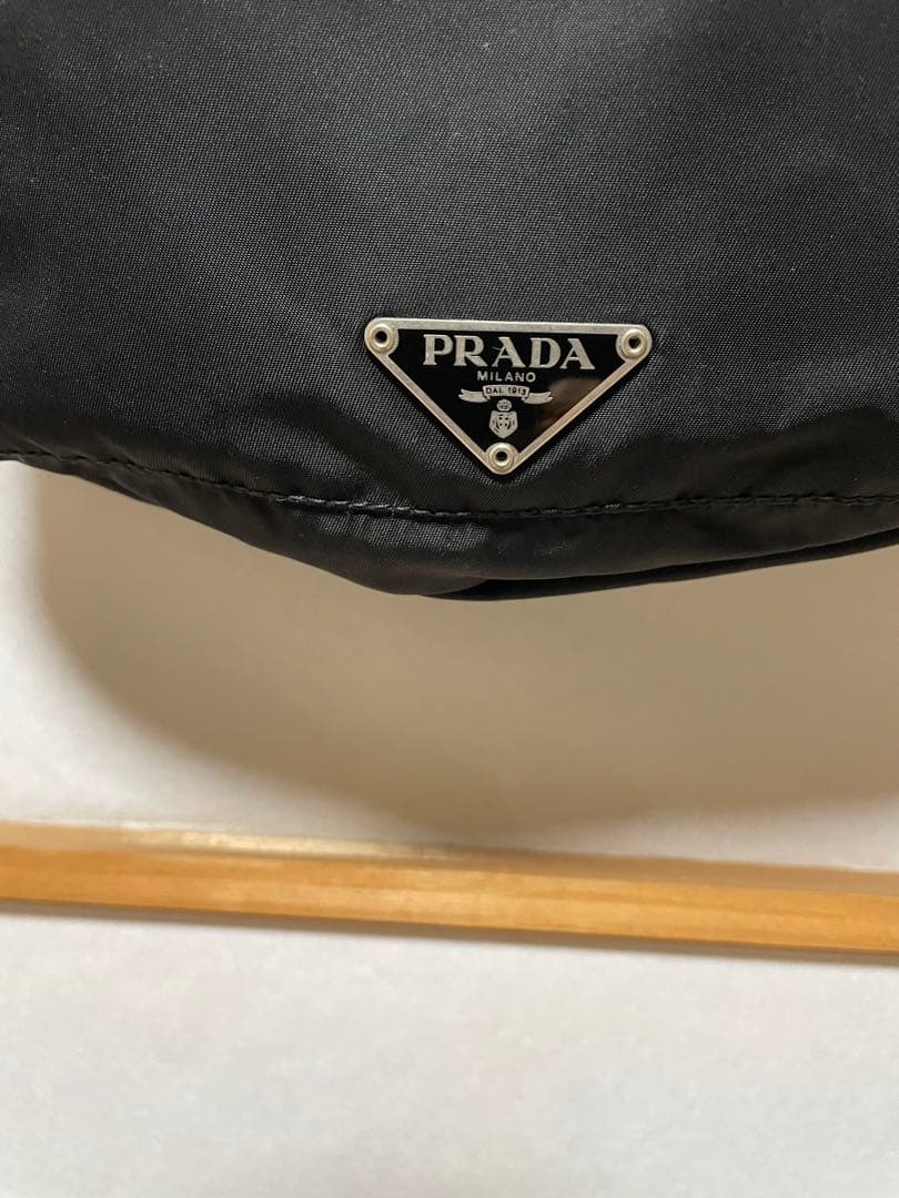 PRADA プラダ　ナイロン　ブラック　ショルダーバッグ