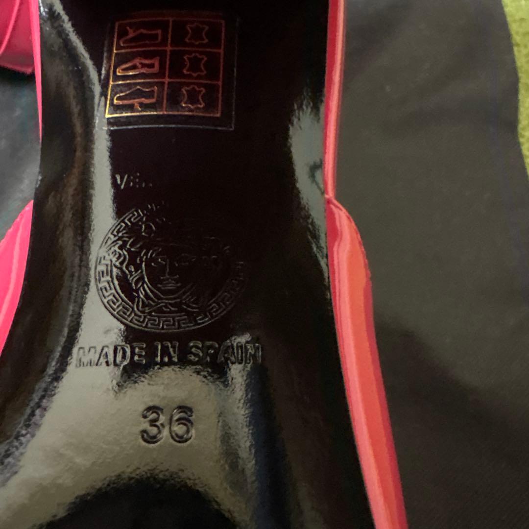 激安VERSACE ピンク メドューサ　スクエアトゥ エナメルミュール 新品