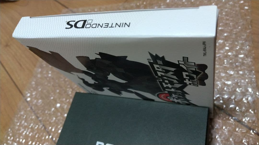 新品未開封 ポケットモンスター ホワイト 美品