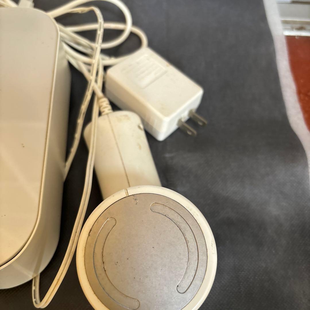 EIP200 cavi pro 美顔器 本体