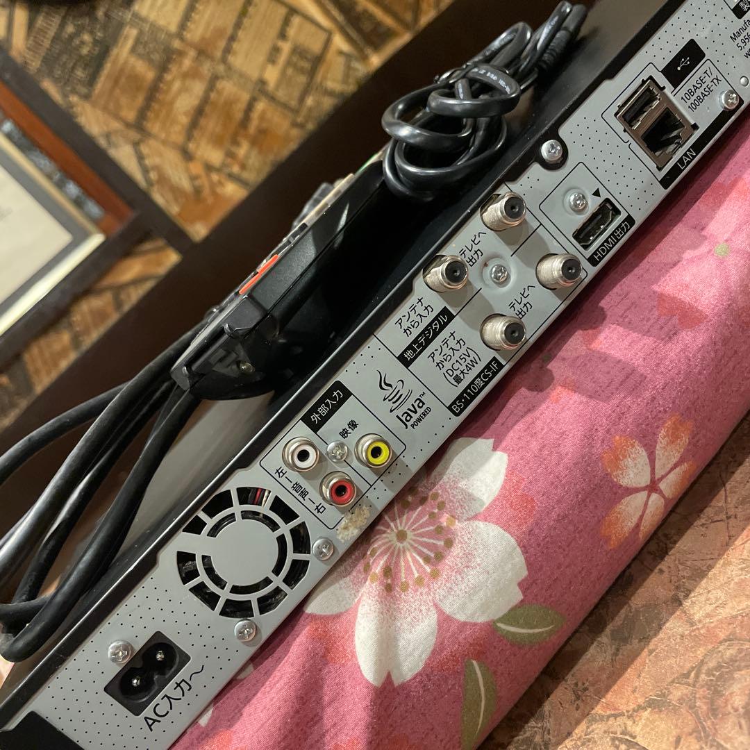 パナ DMR-BWT560/500GB/2番組W録画/フル装備/3D対応/完動品