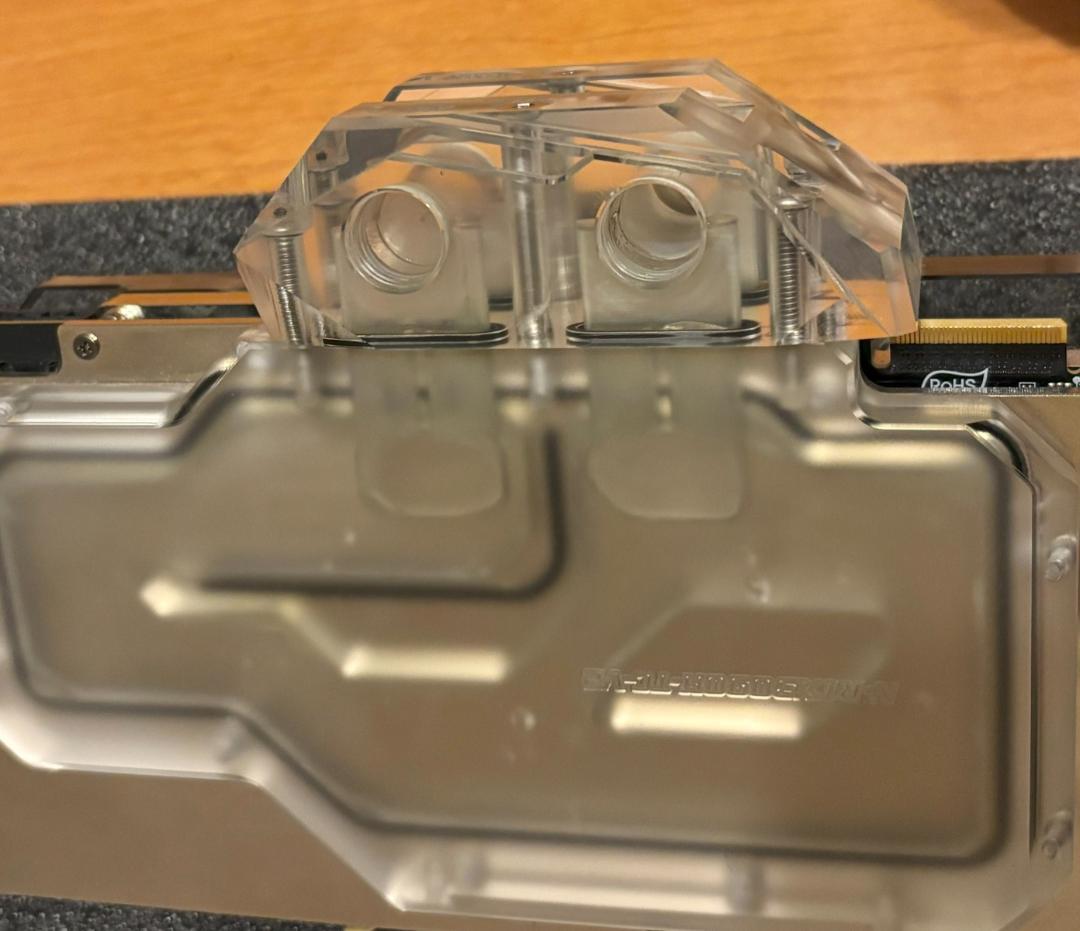 GeForce RTX 3090 24GB 両面水枕水冷