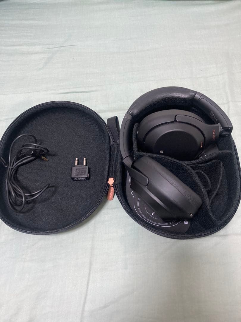 SONY ワイヤレスヘッドホン ブラック　WH-1000XM3