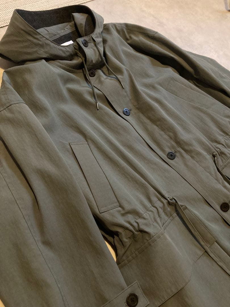 STILL BY HAND スティルバイハンド　塩縮ナイロンハーフコート