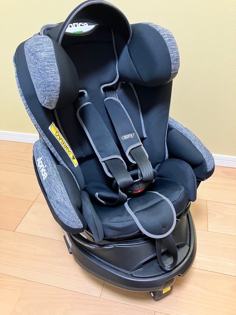 Aprica フラディアグロウ　ISOFIX AC ブラックストーン　ベット型