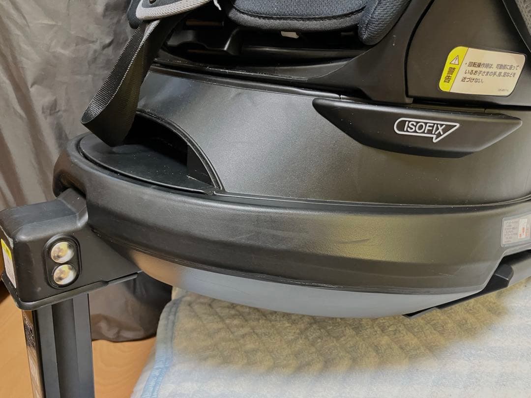 Aprica フラディアグロウ　ISOFIX AC ブラックストーン　ベット型