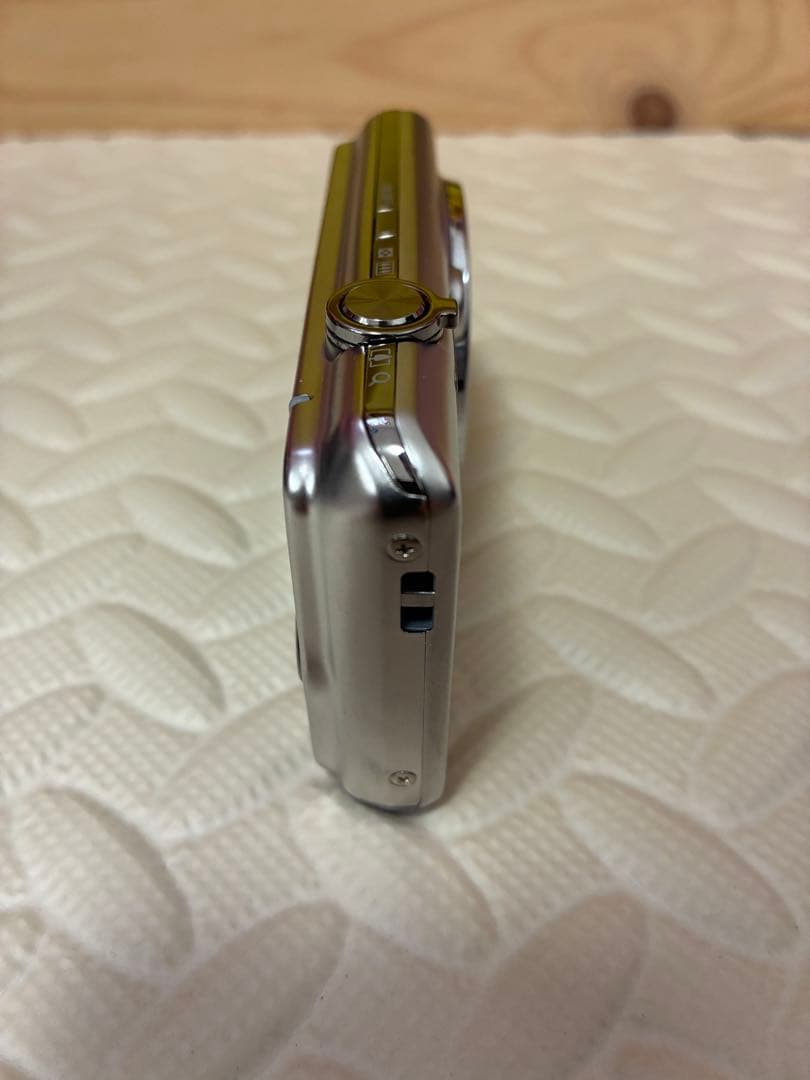 美品　casio ex-zs25 デジタルカメラ　充電コード未開封