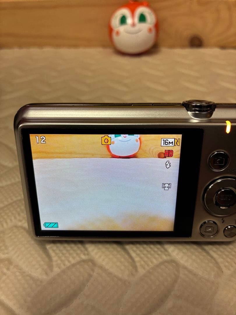 美品　casio ex-zs25 デジタルカメラ　充電コード未開封