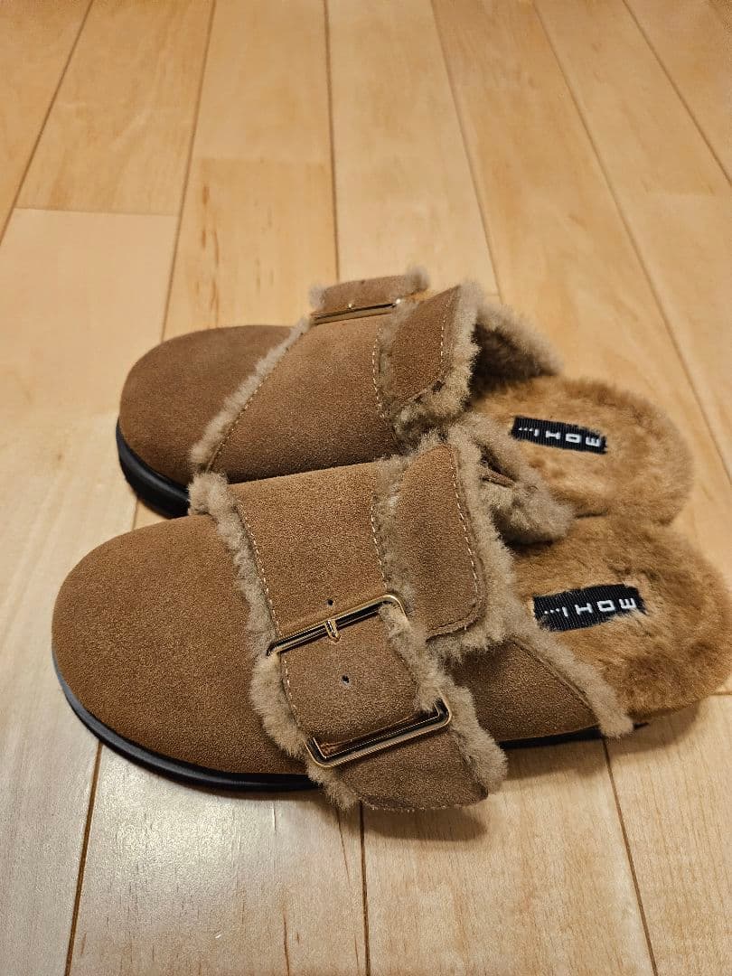 ブラウンファー付きスエードサボ　クロッグ