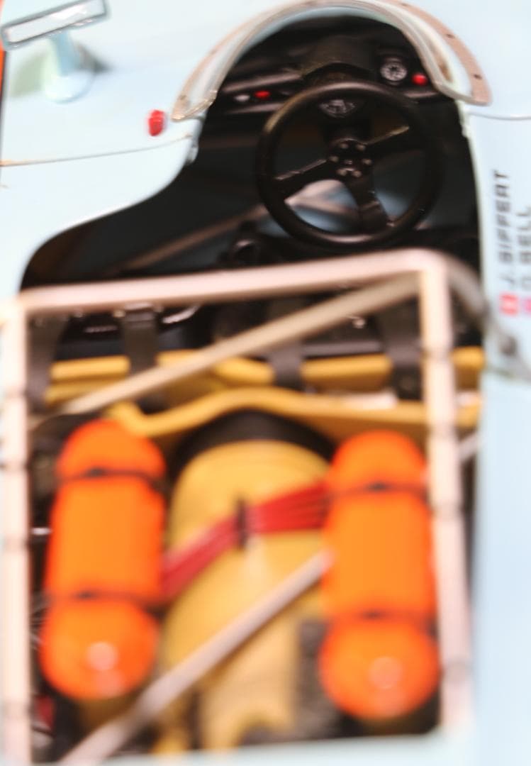 miao『オートアート　ポルシェ９０８／３ＪＷガルフカラー仕様 　１／１8