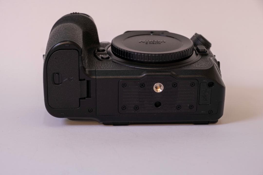 Nikon Z 8 ミラーレス一眼 本体