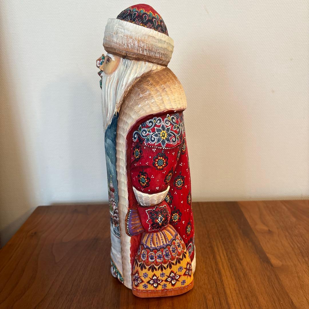 サンタクロース置物　ロシア　木彫り