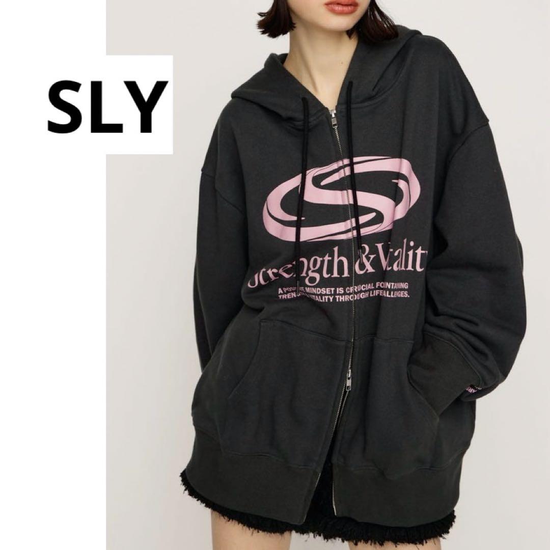 SLY スライ　プリント　オーバー　フーディー　パーカー　新品