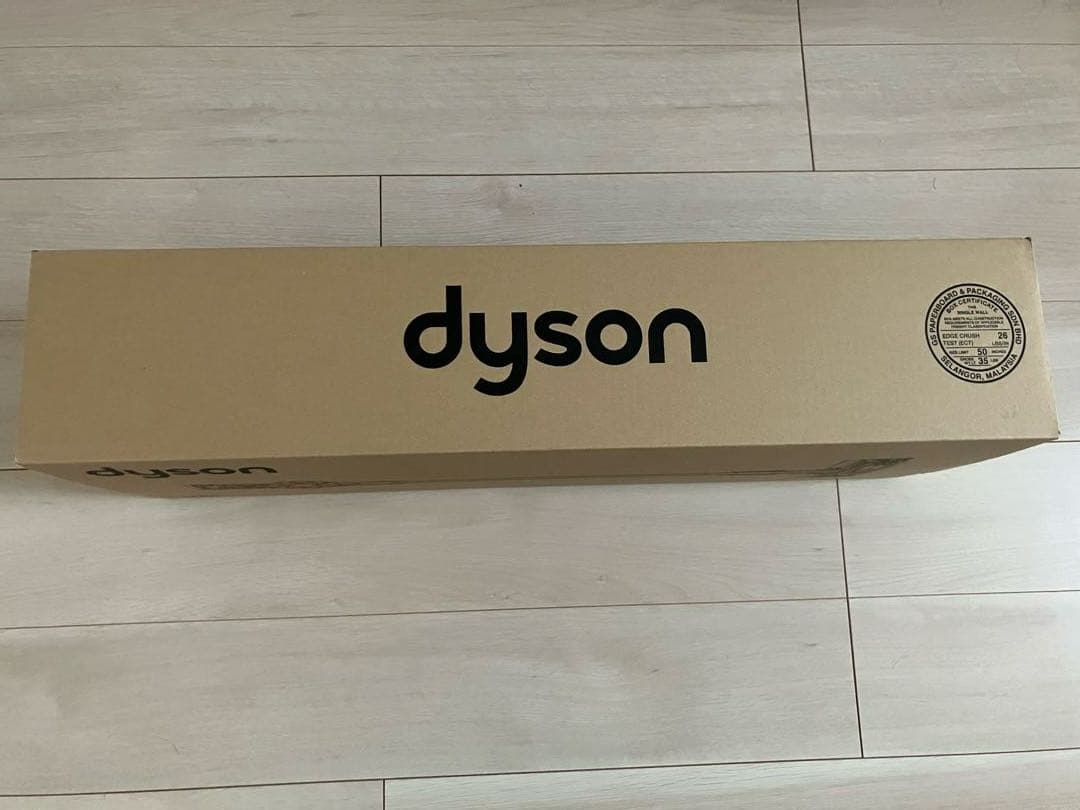 dyson V8 コードレススティッククリーナー