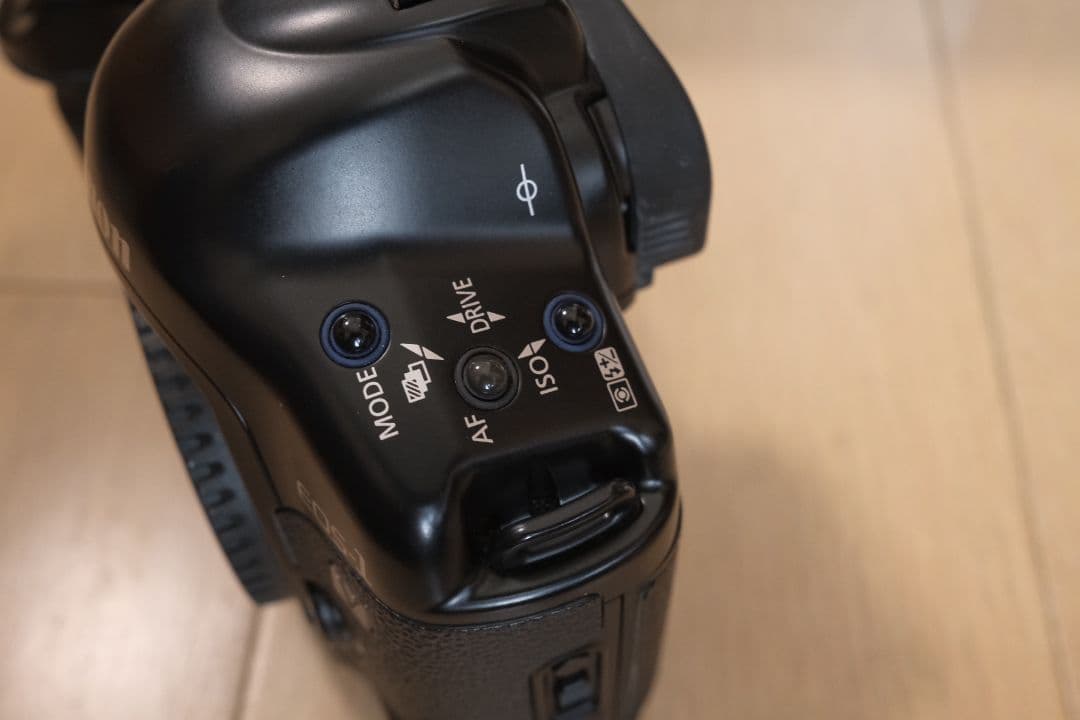 Canon EOS-1V 一眼レフカメラ【箱と説明書付き】