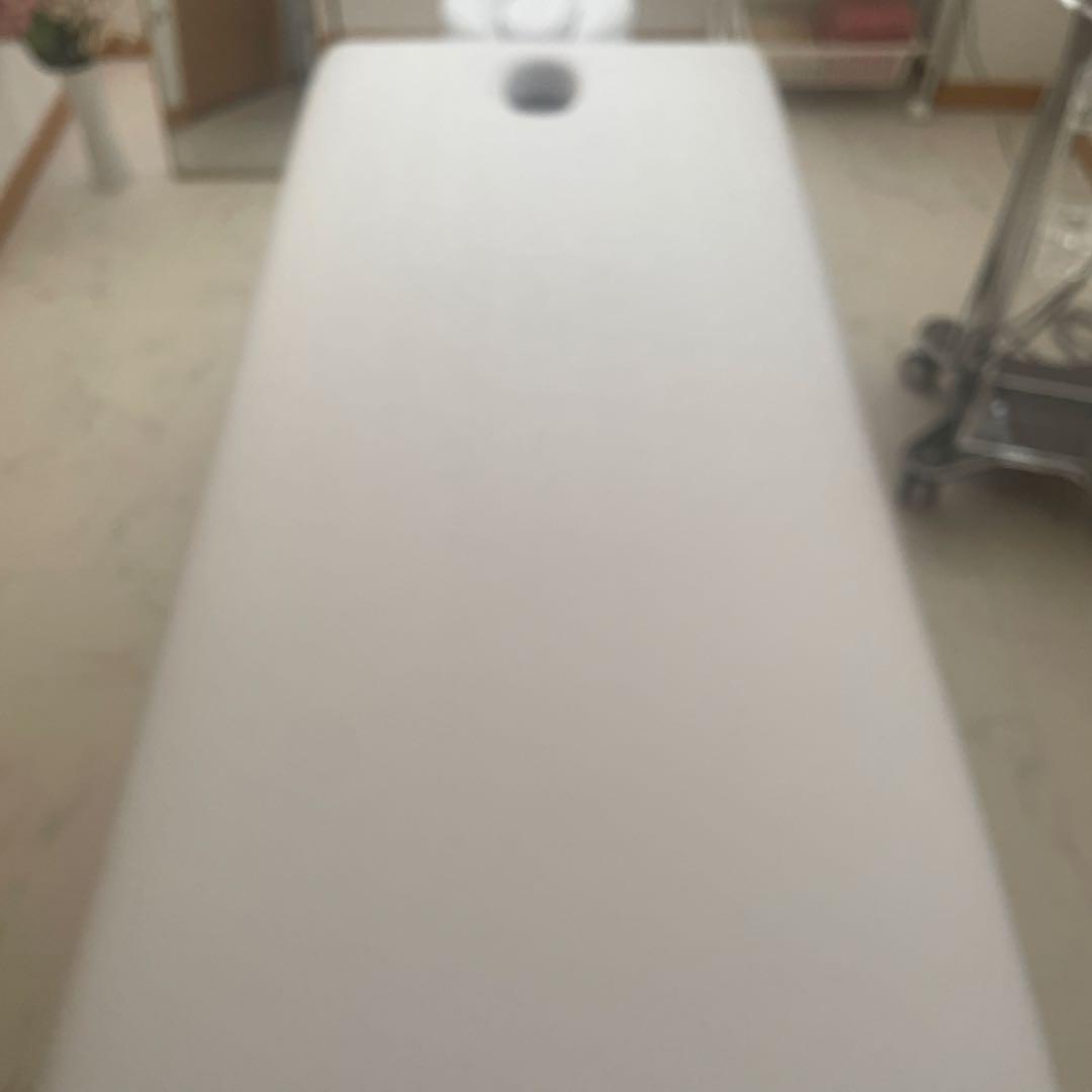 電動マッサージベッド ホワイト