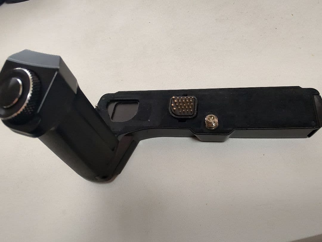 オリンパスE-M5用　カメラグリップとパワーバッテリーホルダーセット