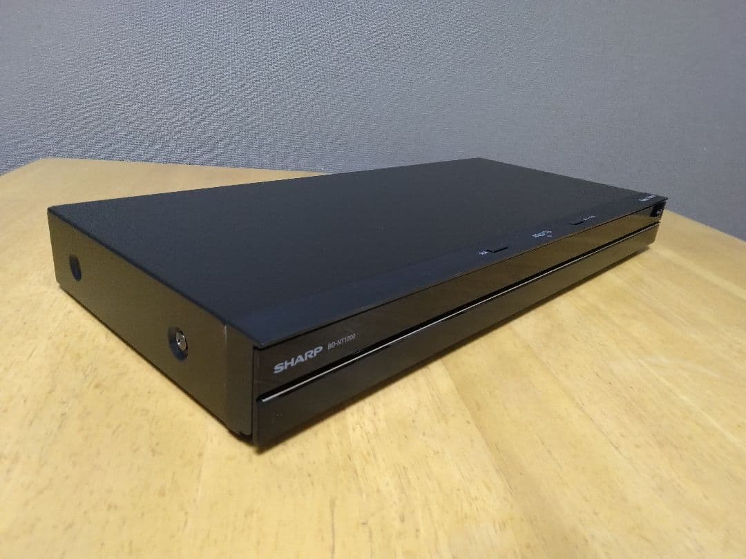 シャープ　ブルーレイレコーダー NT1200 3番組同時録画　保証付き