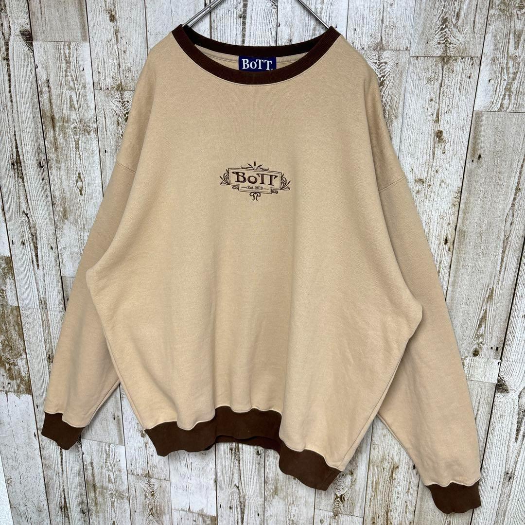 C698【希少2XLサイズ】ボット　刺繍ロゴ　スウェット　ベージュ　入手困難