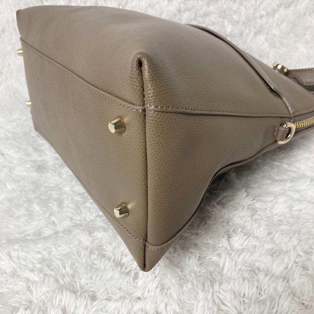 美品✨フルラ　パイパー　M バンドバッグ　ショルダーバッグ　2way レザー