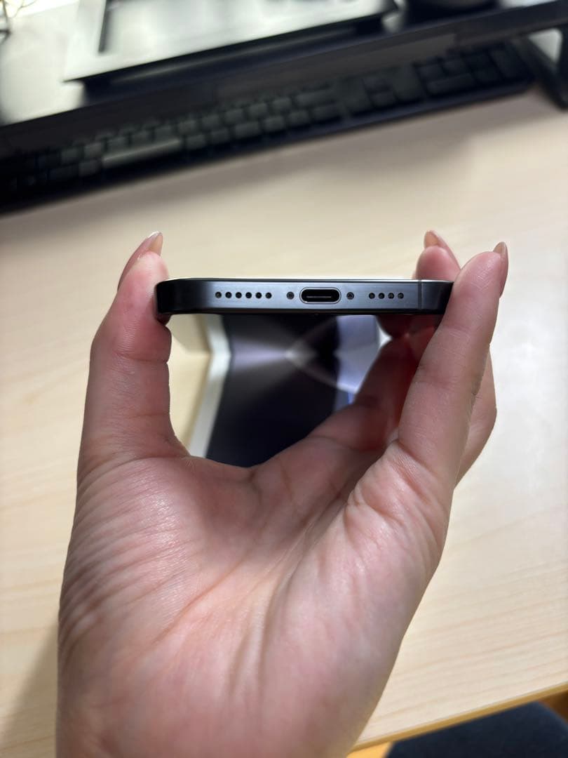 【美品】Apple iPhone 16 Pro Max 512GB 本