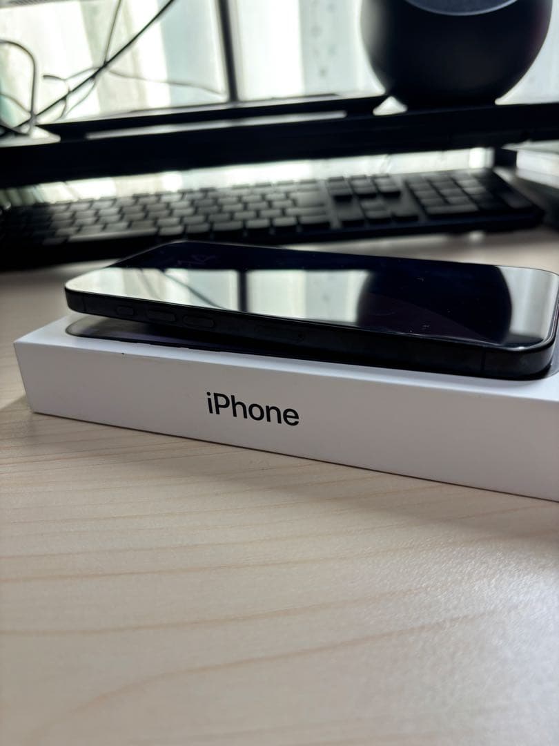 【美品】Apple iPhone 16 Pro Max 512GB 本