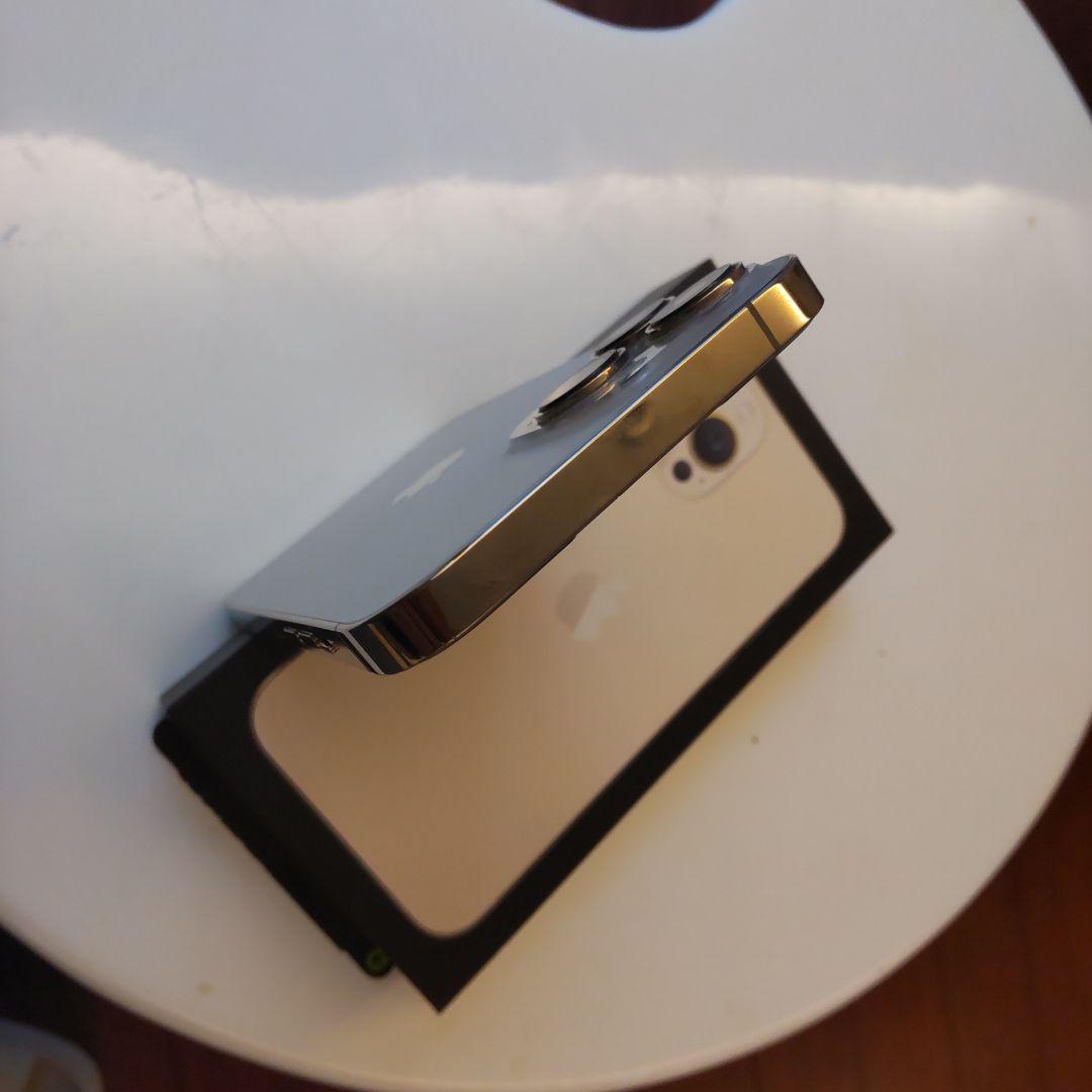 美品！　iPhone13 ProMax 箱付き　Pro　Max　iOS26.2