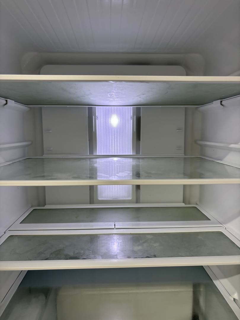 東芝ノンフロン冷凍冷蔵庫　型番:GR-H38SXV (ZW)