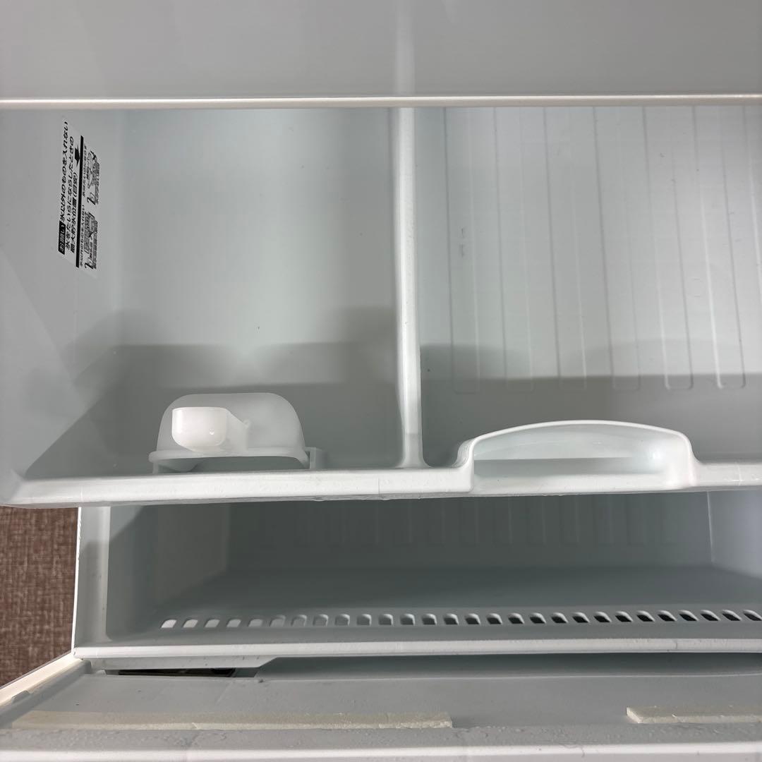 東芝ノンフロン冷凍冷蔵庫　型番:GR-H38SXV (ZW)