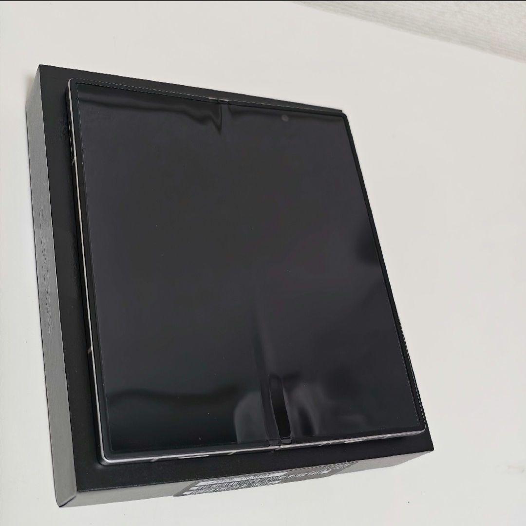 SAMSUNG GALAXY Z FOLD 6　SCG28